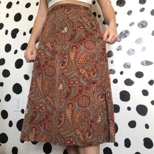 Size small vintage 70s style skirt!